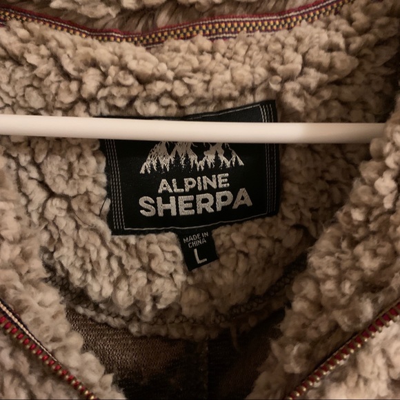 Large Fluffy Jacket - Picture 2 of 5